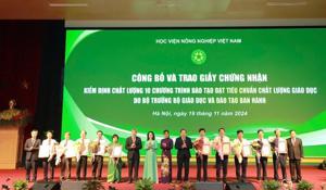 Trao Giấy chứng nhận kiểm định chất lượng các CTĐT Học viện Nông nghiệp Việt Nam